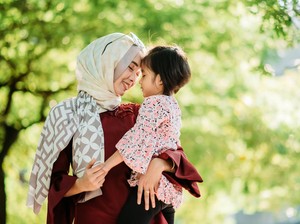Kedudukan Ibu dalam Islam, Sosok yang Sangat Dimuliakan Allah