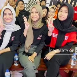 Video: Intip Kemeriahan Nobar Debat Pendukung Capres 2024
