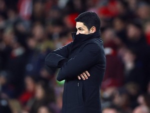 Pique: Arteta Satu dari Sedikit Opsi buat Barcelona