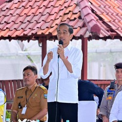 Jokowi Temui Kepala Desa se-Serang, Klaim Bangun Jalan 350 Ribu KM
