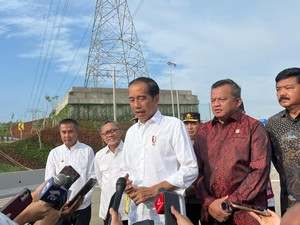 Bertemu Ketum Partai Sebelum Debat Ketiga, Jokowi Ngaku Bahas Pilpres