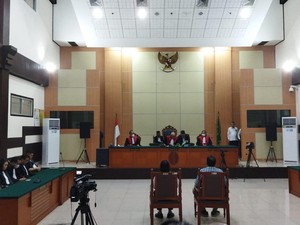 Haris Azhar Minta Hakim Langsung Berikan Berkas Lengkap Putusan Usai Sidang