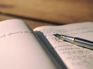 7 Contoh Biografi Diri Sendiri Singkat Lengkap dengan Tips Membuatnya
