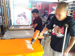 Cara Relawan Difabel di Bantul Dukung Ganjar-Mahfud, Buka Sablon Kaus Gratis