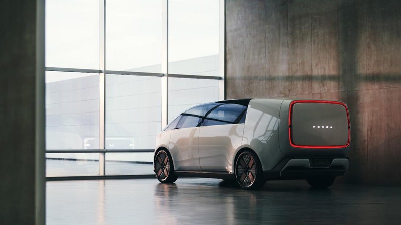 Honda memperkenalkan seri mobil listrik terbarunya yang dinamai Honda 0 Series, pada pameran Consumer Electrics Show (CES) 2024 di Las Vegas, Nevada, Amerika Serikat tanggal 10 – 12 Januari 2024. (Dok. Honda)