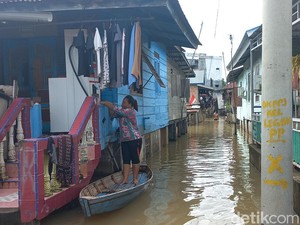 Sungai Batanghari Meluap, 1.586 Rumah di Legok Kota Jambi Terendam Banjir