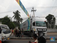 Jalan Macet Parah hingga 2 Km Gegara Truk MinyakKita Jeblos