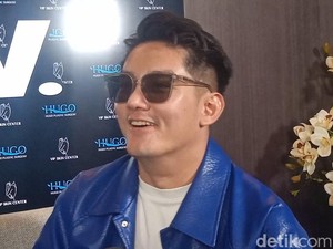 Reaksi Ayu Ting Ting Lihat Hidung Baru Boy William