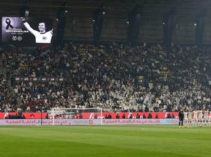 Fans Arab Saudi Bikin Gaduh di Momen Mengheningkan Cipta Beckenbauer