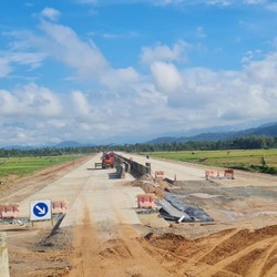 Duh! 41 Proyek Kebanggaan Jokowi Rp554 T Terkendala Lahan & Izin
