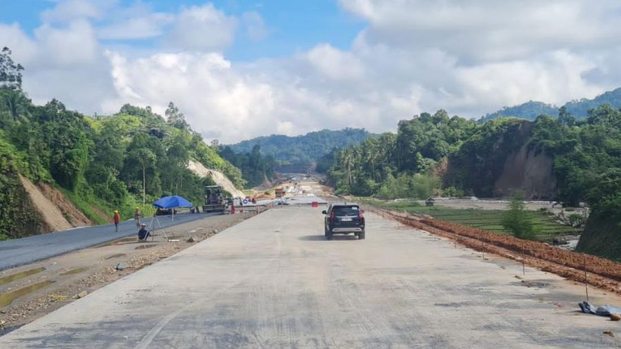 Kementerian Pekerjaan Umum dan Perumahan Rakyat (PUPR) terus berupaya mempercepat pembangunan Jalan Tol Trans Sumatera (JTTS) yang akan tersambung dari provinsi Lampung hingga Aceh, berikut sirip/ feedernya. (Dok. Kementerian PUPR)