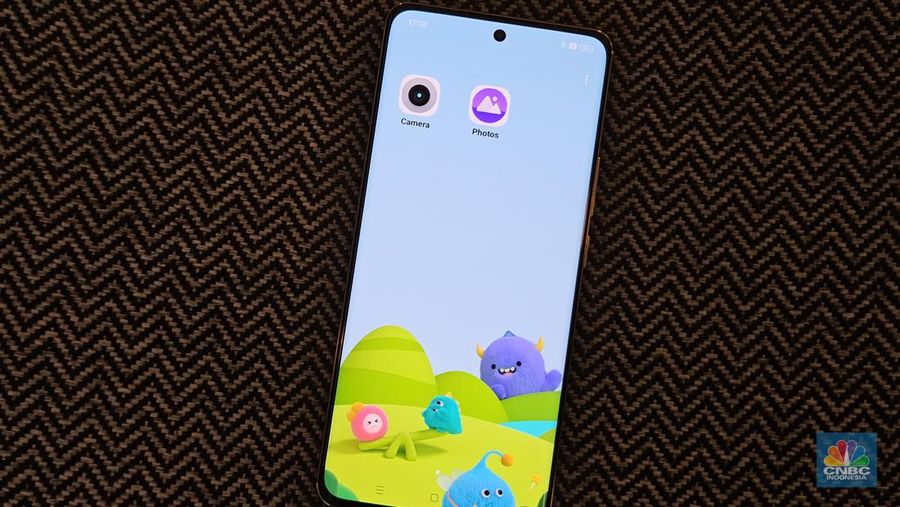Membuka tahun 2024, Realme memperkenalkan Realme 12 Series 5G di sela-sela perhelatan CES 2024 yang berlangsung di Las Vegas, Amerika Serikat.  (CNBC Indonesia/Intan Rakhmayanti Dewi)