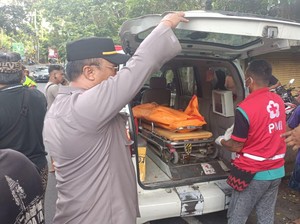 Pejalan Kaki Tewas Kena Serangan Jantung di Pinggir Jalan Gianyar