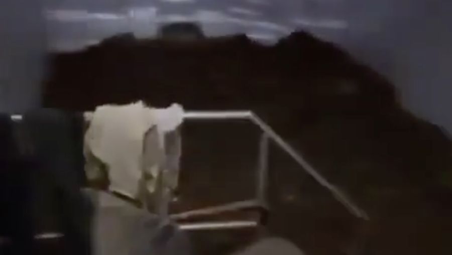 Sebuah sinagoge di Brooklyn, New York, rusak usai sekte Yahudi Hasidic menemukan terowongan bawah tanah yang diduga dibangun oleh jemaat sesat. (Tangkapan Layar Media X @OttawaPatriot88)