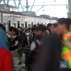 Gangguan Rel Bikin KRL Rangkasbitung-Tanah Abang Telat, KCI Minta Maaf