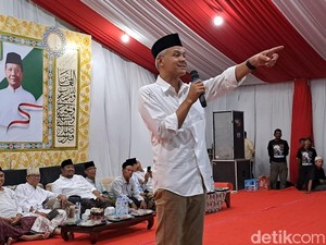 Ketemu Kiai Kampung di Jombang, Ganjar Kaget Santri 11 Tahun Hafal Al-Quran
