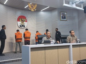 4 Orang Jadi Tersangka dari OTT di Labuhanbatu: Bupati-Anggota DPRD