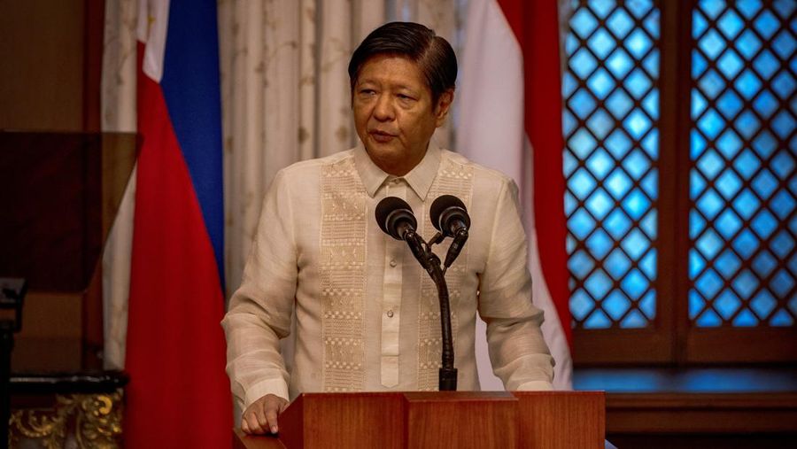 Presiden Filipina Ferdinand Marcos Jr di Malacanang Palace, Manila, Filipina, Rabu (10/1/2023). (Ezra Acayan/Pool via REUTERS)