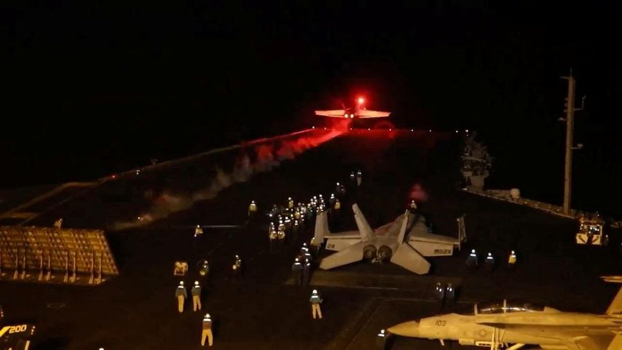 Sebuahpesawat Typhoon RAF lepas landas untuk bergabung dengan operasi koalisi pimpinan AS melawan sasaran militer di Yaman. (US Central Command via X/Handout via REUTERS)