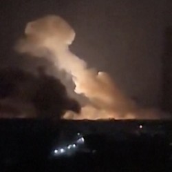 Laut Merah Masih Membara, Houthi Balas Dendam Tembak Kapal Perang AS