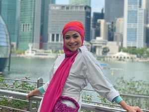 Respons Feni Rose soal Beli Tas Denada Tanpa Tawar demi Pengobatan Aisha