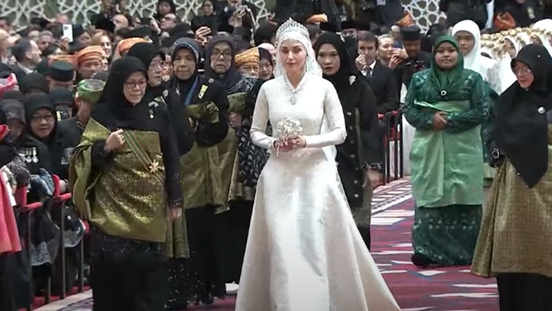 Acara resepsi pernikahan Pangeran Mateen dan Anisha Isa-Kalebic. (Dok. rtbgo.bn)