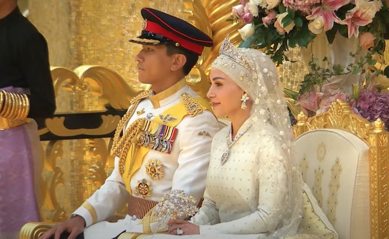 Acara resepsi pernikahan Pangeran Mateen dan Anisha Isa-Kalebic. (Dok. rtbgo.bn) Acara resepsi pernikahan Pangeran Mateen dan Anisha Isa-Kalebic. (Dok. rtbgo.bn)