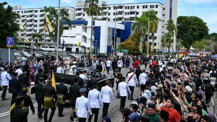 Acara resepsi pernikahan Pangeran Mateen dan Anisha Isa-Kalebic. (Dok. rtbgo.bn)