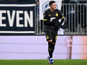 Jersey Sancho Laris Manis, Dortmund Cuan Gede!