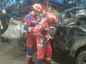 Kronologi Fortuner Tabrak Truk di Tol Jagorawi yang Tewaskan 2 Orang