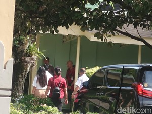 Pagi-pagi Kaesang Temui Sultan Jogja di Kepatihan, Ada Apa?