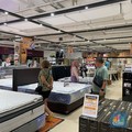 Hari Ini Harga Kasur hingga Sofa Diskon Besar-besaran di Transmart