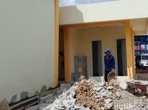 Pasar Mebel Mojo Solo Rusak Sebelum Ditempati, Dinding Retak-Lantai Ambles