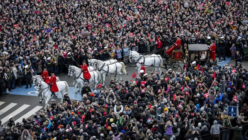 Frederik dinobatkan jadi raja Denmark. (Thomas Traasdahl / Ritzau Scanpix / AFP)