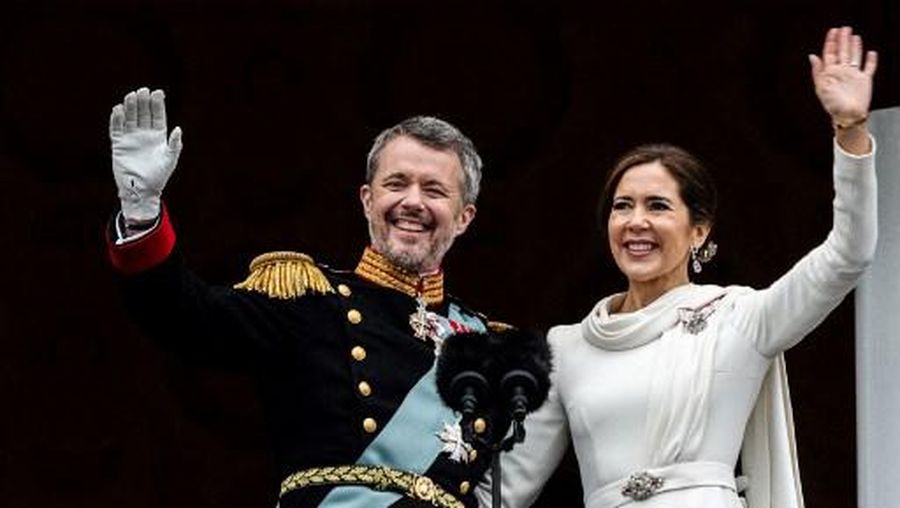 Frederik dinobatkan jadi raja Denmark. (Thomas Traasdahl / Ritzau Scanpix / AFP)