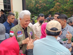 Ganjar Ungkap Ada Intimidasi Relawannya di Jateng: Kita Waspada