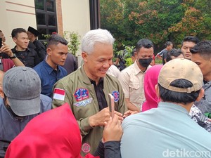 Targetkan Suara 70 Persen di Purbalingga, Ganjar: Saya Tinggal di Sini