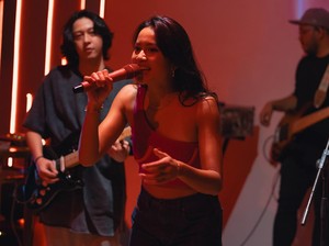 Ledi Sudah Rilis 2 Lagu dari London, Berharap Keluarkan EP di 2024
