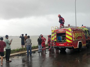 Perahu Terbalik di Laut Makassar Ternyata Bawa 3 Orang, 2 Selamat-1 Hilang