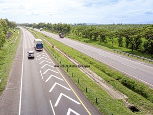 Tak Disangka! Ternyata Ini Fungsi Marka Tanda Panah di Jalan Tol