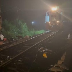 Evakuasi KA Pandalungan Anjlok Selesai, Jalur Sidoarjo Bisa Dilewati