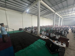 Ribuan Relawan Gus Ipul Kumpul di Madiun, Buka-bukaan Alasan Dukung Prabowo