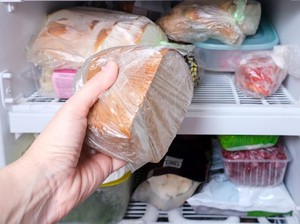 Roti Lebih Sehat Dibekukan daripada Disimpan di Kulkas Karena Hal Ini