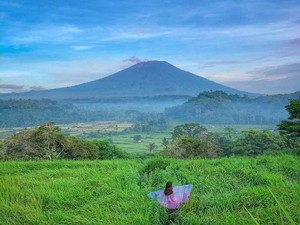 Pesona Bukit Cinta Pangi, Destinasi Wisata Tersembunyi di Bali Timur