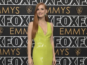 Kuliah di Harvard, Jessica Chastain: Gelarku untuk Lawan Politisi