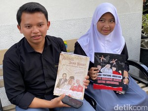 Cara Mahasiswa Bandung Ajak Pemilu Damai 2024 di Jalan Braga