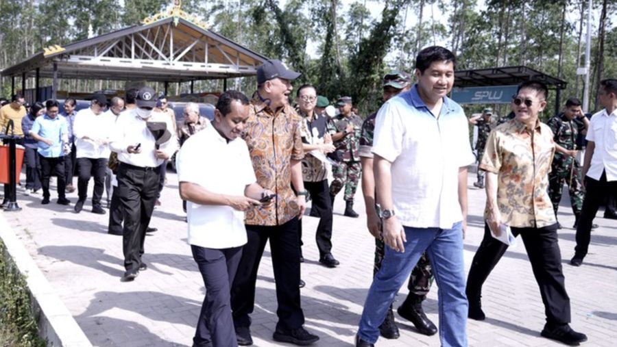Maruar Sirait bersama konsorsium IKN. (Dok. BKPM/Kementerian Investasi)