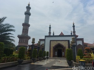 Wisata Menara Masjid At taqwa, Spot Menikmati Cirebon dari Ketinggian