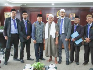 HNW Dorong Peran Pesantren Cerahkan Masyarakat untuk Pemilu Beretika