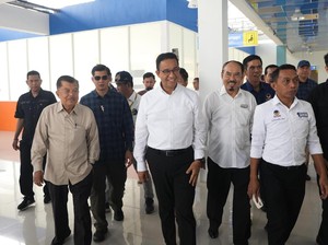 Jusuf Kalla Dampingi Anies Kampanye di Bone Sulsel